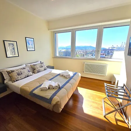 Decimo Cielo Vista Mare 라스페치아