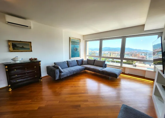 Apartment Decimo Cielo Vista Mare La Spezia