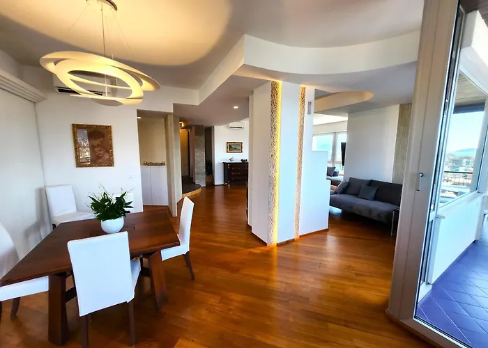 Decimo Cielo Vista Mare * La Spezia